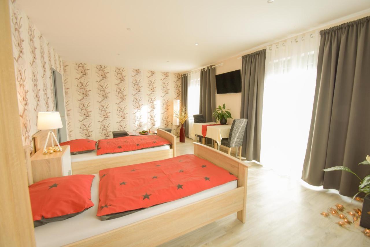 Mainzimmer - Business Apartments Hasloch  Екстериор снимка